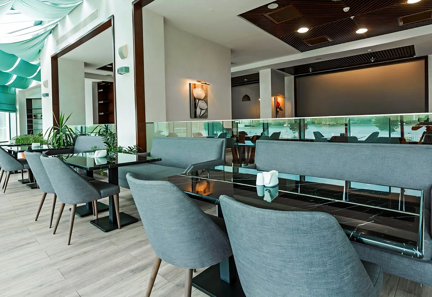 DeDeman Tavros Hotel